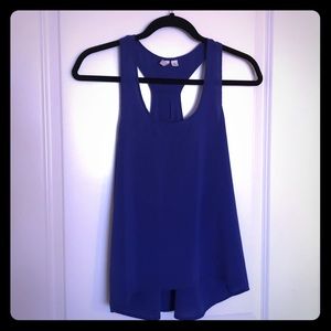 Super cute blue Frenchi tank top blouse